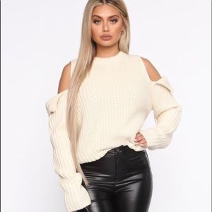 Fashion Nova!!Sweater with cut out shoulders